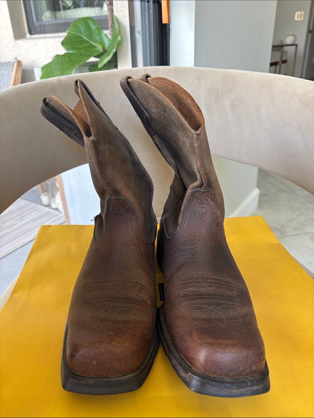 Ariat Men's Brown Leather Boots - Picture 3 of 11